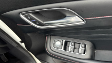 MG HS 1.5 T-GDI Trophy 5dr Petrol Hatchback